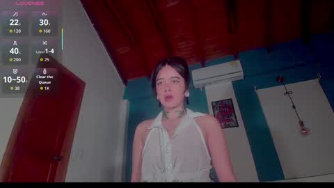 ariana_whitee online show from 10-27-25, 03:43