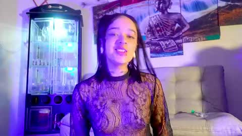 ariana_whitee online show from 04-15-26, 01:01