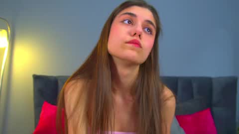 Ariana online show from 12-23-25, 08:12