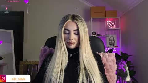 Ariana online show from 04-30-26, 09:41
