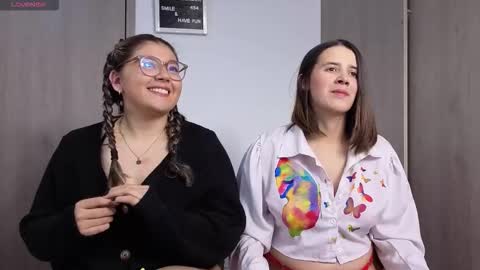 Snapshot of arianablake_11 chatting on 12-16-25, 12:59 Ariana online show from 12-16-25, 12:59