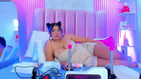 ArianaRougee online show from 07-04-26, 05:35