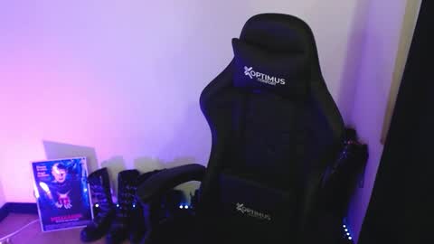 help me 100 hands up my OF is Free  online show from 03-25-26, 08:48