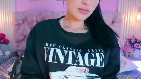 arianawest_ online show from 06-11-26, 12:47