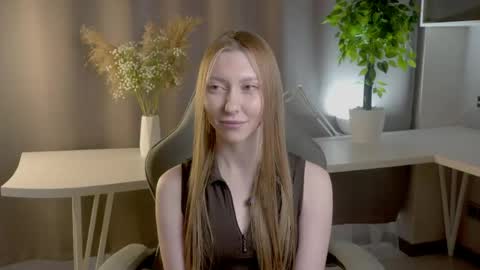 Snapshot of arianememo chatting on 05-13-26, 04:21 Ariana online show from 05-13-26, 04:21