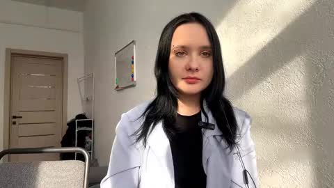 Kira online show from 03-12-26, 11:05