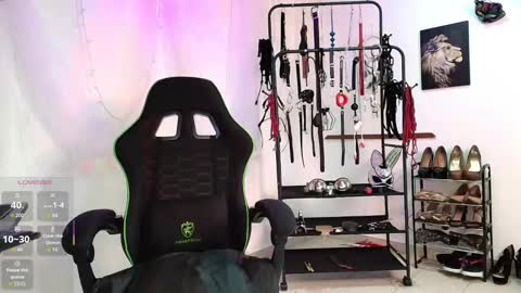 Snapshot of arianna_connor1 chatting on 10-07-25, 12:02 Arianna Connor online show from 10-07-25, 12:02