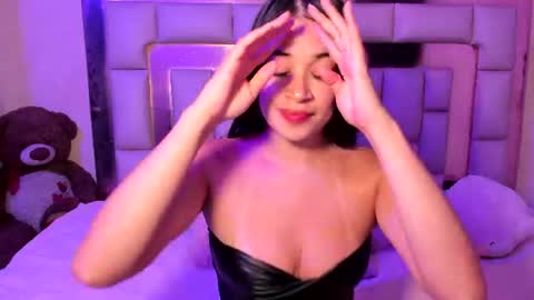 ariannacolins online show from 07-29-26, 01:59
