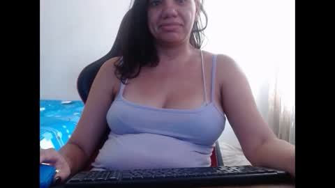 Snapshot of ariannaloovel chatting on 09-17-25, 02:41 ariannaloovel online show from 09-17-25, 02:41