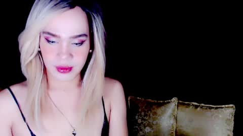 Snapshot of arianne_xoxo777 chatting on 04-08-26, 08:53 ARIANNE CUMS online show from 04-08-26, 08:53