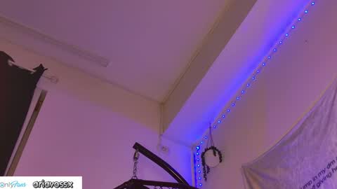 Aria online show from 04-15-26, 07:58