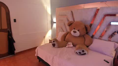 Snapshot of aridreamon chatting on 07-27-26, 03:57 aridreamon online show from 07-27-26, 03:57