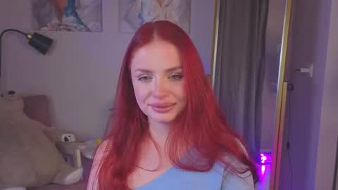 Snapshot of ariel_aerial chatting on 10-07-25, 09:45 ariel_aerial online show from 10-07-25, 09:45