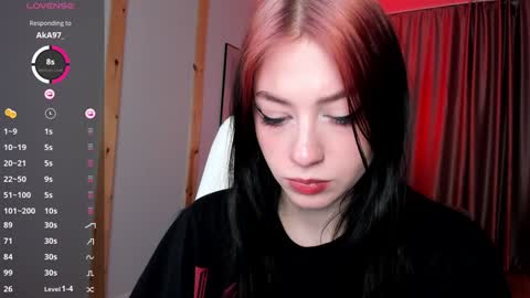 Snapshot of arielabradberry chatting on 12-10-24, 01:33 Ariel online show from 12-10-24, 01:33