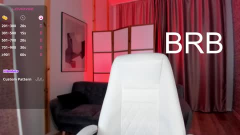 Snapshot of arielabradberry chatting on 02-07-25, 06:34 Ariel online show from 02-07-25, 06:34