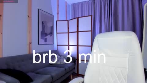 Snapshot of arielabradberry chatting on 02-22-25, 03:47 Ariel online show from 02-22-25, 03:47