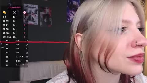 Snapshot of arielabradberry chatting on 03-06-26, 02:35 Ariel online show from 03-06-26, 02:35