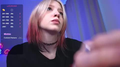 Snapshot of arielabradberry chatting on 03-11-26, 11:05 Ariel online show from 03-11-26, 11:05