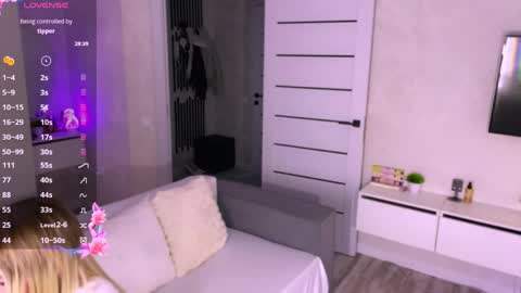 Snapshot of arielarlt chatting on 05-31-26, 01:29 Ase online show from 05-31-26, 01:29