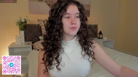 Snapshot of ariella_sol chatting on 06-22-26, 01:07 Ariella GTM3 Tue Wed Thu Fri Sat 0400 am-1030pm online show from 06-22-26, 01:07