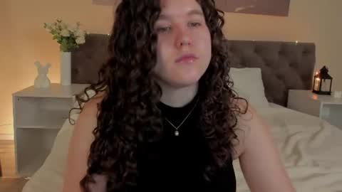 Snapshot of ariella_sol chatting on 07-03-26, 01:12 Ariella GTM3 Tue Wed Thu Fri Sat 0400 am-1030pm online show from 07-03-26, 01:12