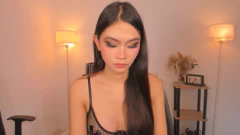 MIRA GREYSON online show from 04-06-26, 04:57