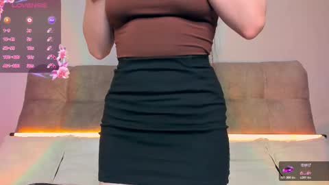 Ariella online show from 11-21-25, 03:16