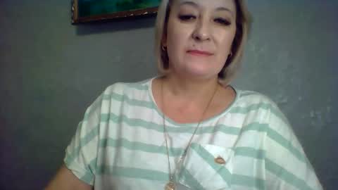 ArielXLoveresss online show from 11-16-25, 08:31