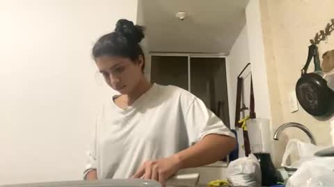 Snapshot of aries_plays chatting on 11-10-25, 11:59 aries_plays online show from 11-10-25, 11:59