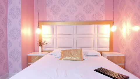 Arietta online show from 03-29-26, 03:45