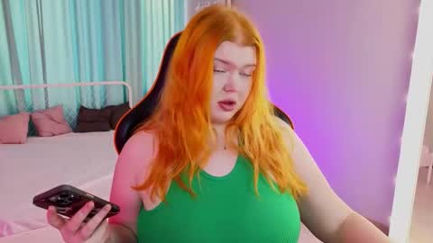 Adele online show from 02-03-26, 11:48