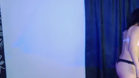 Ari online show from 10-28-25, 07:49