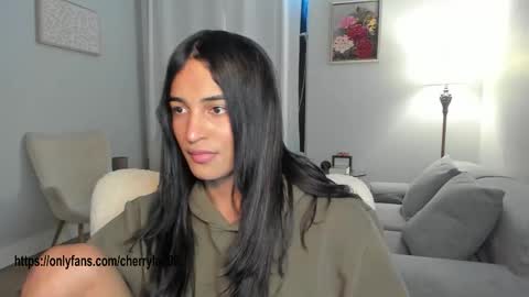 Snapshot of ariia1_ chatting on 10-25-25, 07:38 Aria online show from 10-25-25, 07:38