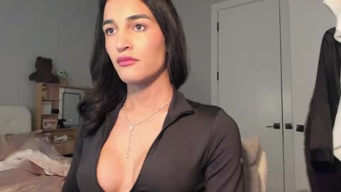 Aria online show from 04-08-26, 05:29