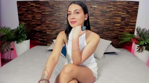 Snapshot of ariiaa_1 chatting on 05-08-26, 05:13 ARIANNA online show from 05-08-26, 05:13