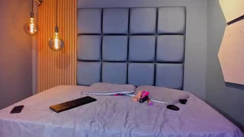 ARIANA   online show from 09-13-25, 12:38