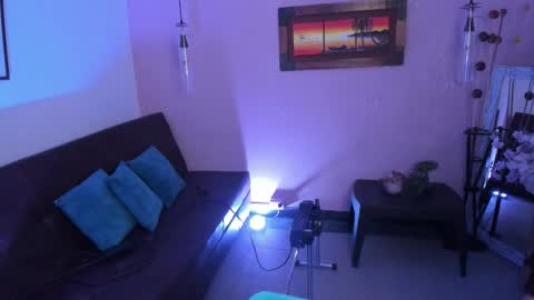  Arianna  online show from 11-21-25, 01:10