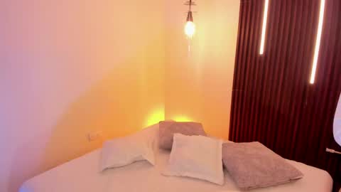  Arianna  online show from 04-23-26, 12:51