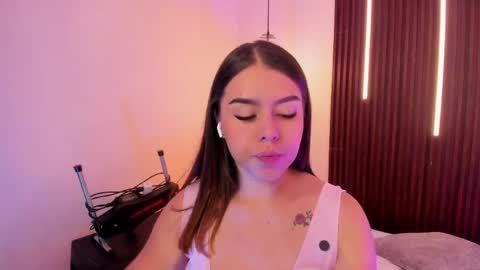  Arianna  online show from 04-24-26, 01:35