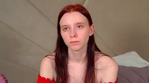 Snapshot of arinakubrick chatting on 06-14-26, 02:24 Arinakubrick online show from 06-14-26, 02:24