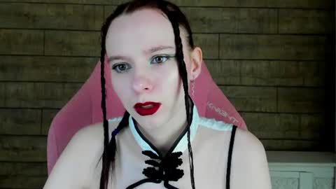 Snapshot of arinakubrick chatting on 06-19-26, 04:33 Arinakubrick online show from 06-19-26, 04:33