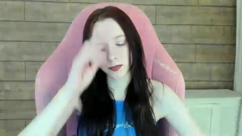 Snapshot of arinakubrick chatting on 07-12-26, 04:31 Arinakubrick online show from 07-12-26, 04:31