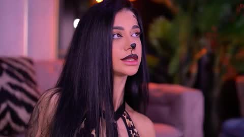 Snapshot of arinarhodes chatting on 10-31-25, 06:53 Arina online show from 10-31-25, 06:53