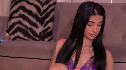 Snapshot of arinarhodes chatting on 11-14-25, 06:39 Arina online show from 11-14-25, 06:39