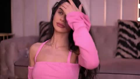 Snapshot of arinarhodes chatting on 11-16-25, 06:13 Arina online show from 11-16-25, 06:13