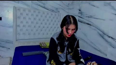 celina online show from 11-25-25, 01:44