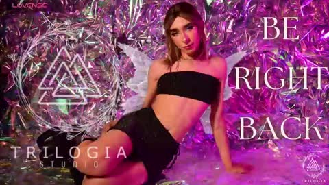 Snapshot of arivega chatting on 12-24-24, 07:49 Nice to meet you thumb up me please its important I LOOK MY BIO DOWN online show from 12-24-24, 07:49