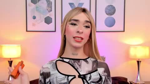 Snapshot of arivega chatting on 01-14-25, 01:15 Nice to meet you thumb up me please its important I LOOK MY BIO DOWN online show from 01-14-25, 01:15