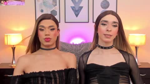 Snapshot of arivega chatting on 02-01-25, 01:23 Nice to meet you thumb up me please its important I LOOK MY BIO DOWN online show from 02-01-25, 01:23