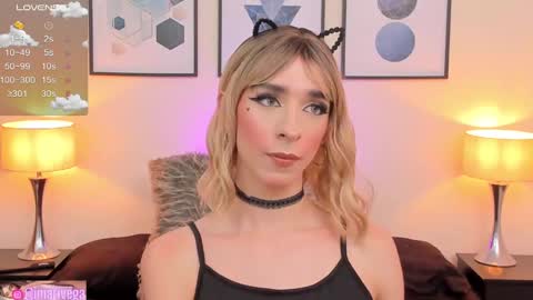 Snapshot of arivega chatting on 02-12-25, 01:30 Nice to meet you thumb up me please its important I LOOK MY BIO DOWN online show from 02-12-25, 01:30